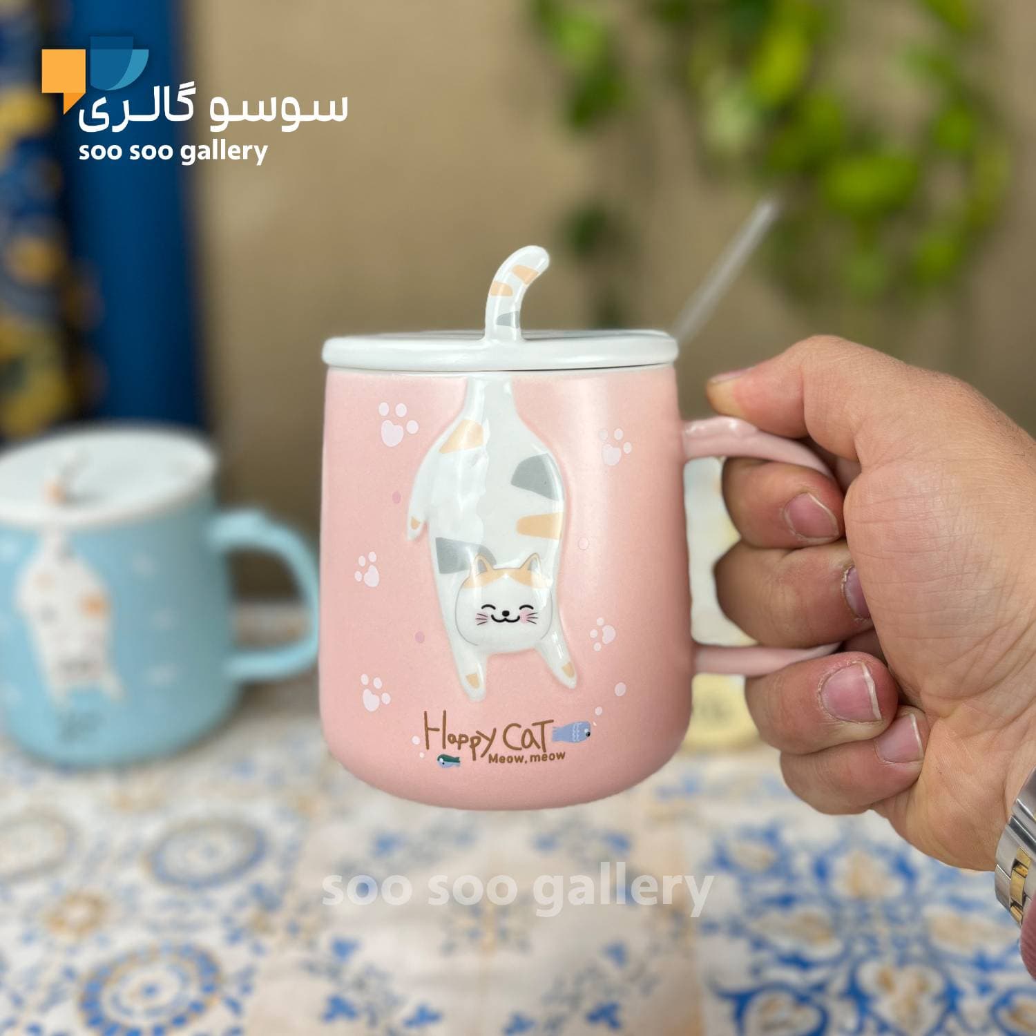 ماگ گربه دم برجسته درب دار فانتزی — تصویر ۵