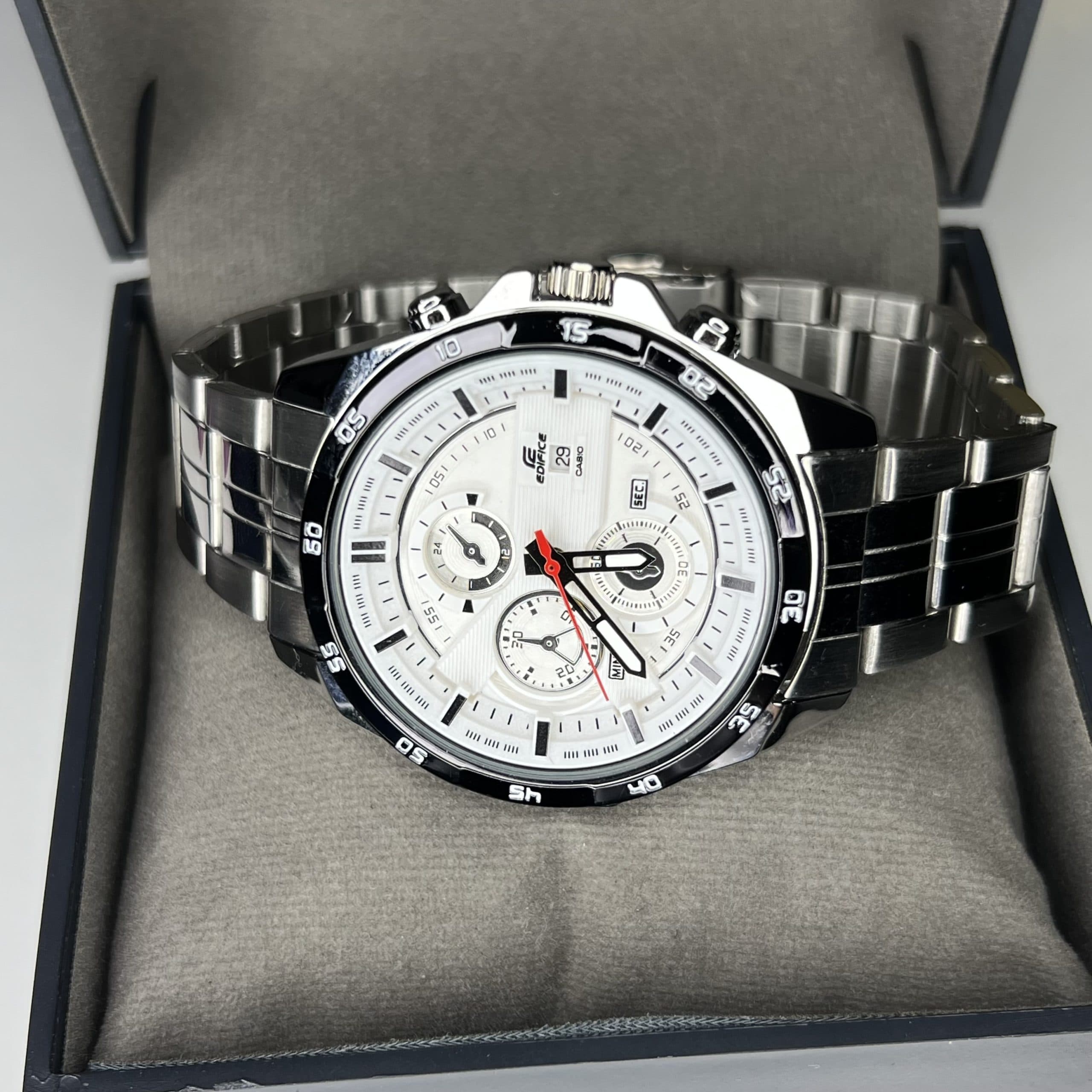ساعت مچی مردانه طرح Casio Edifice — تصویر ۴