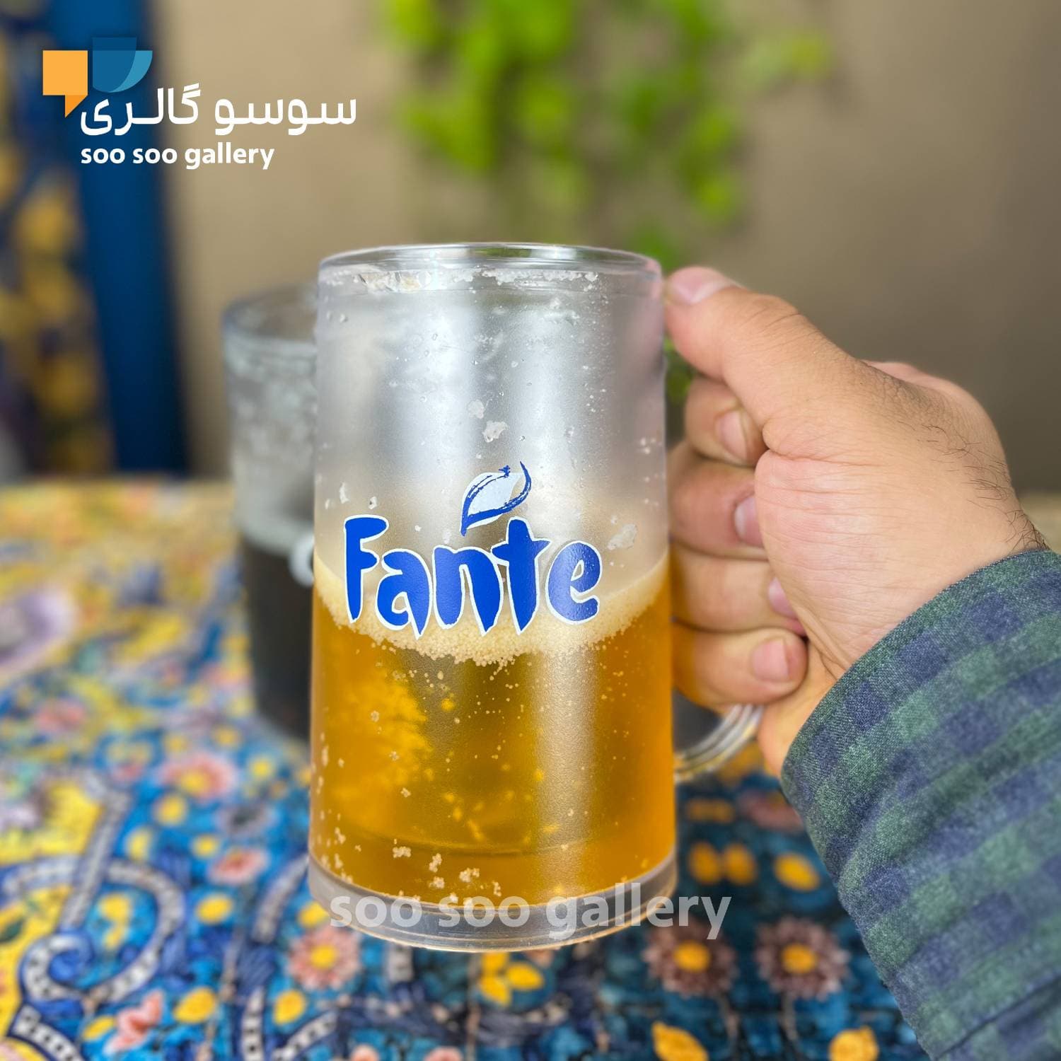 ماگ دوجداره نوشابه ای طرح کوکاکولا و فانتا — تصویر ۲