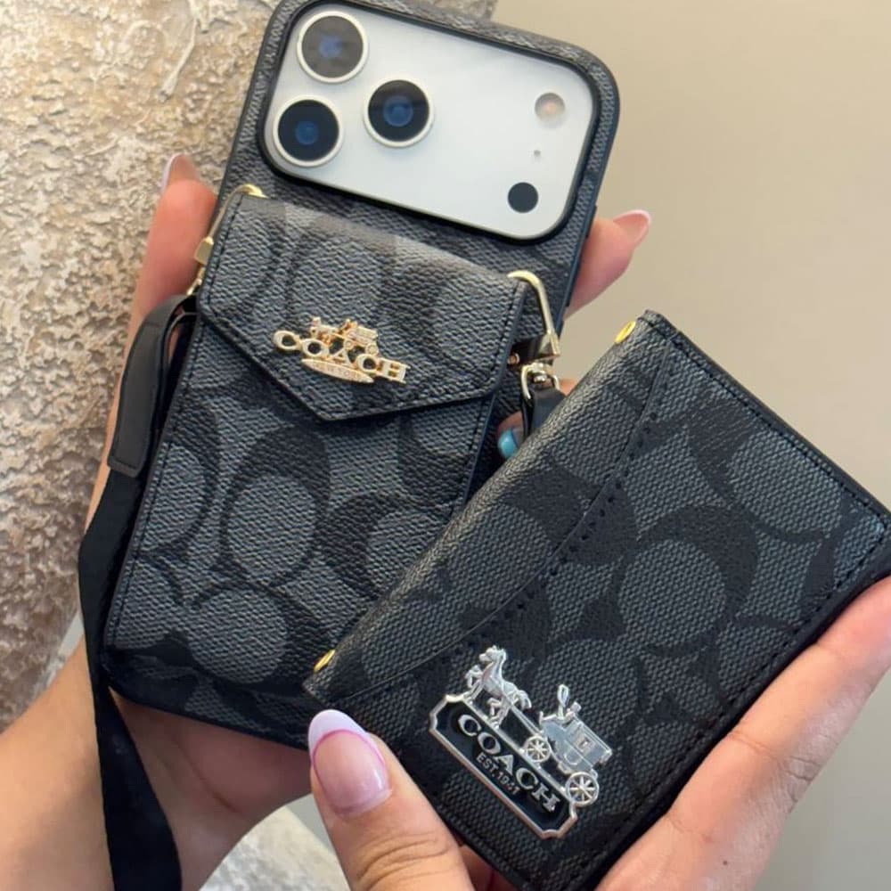قاب Coach جاکارتی دار همراه با بند گردنی کد TRD مناسب برای گوشی موبایل آیفون Apple iPhoneMax 16 Pro Max / 17 Pro Max