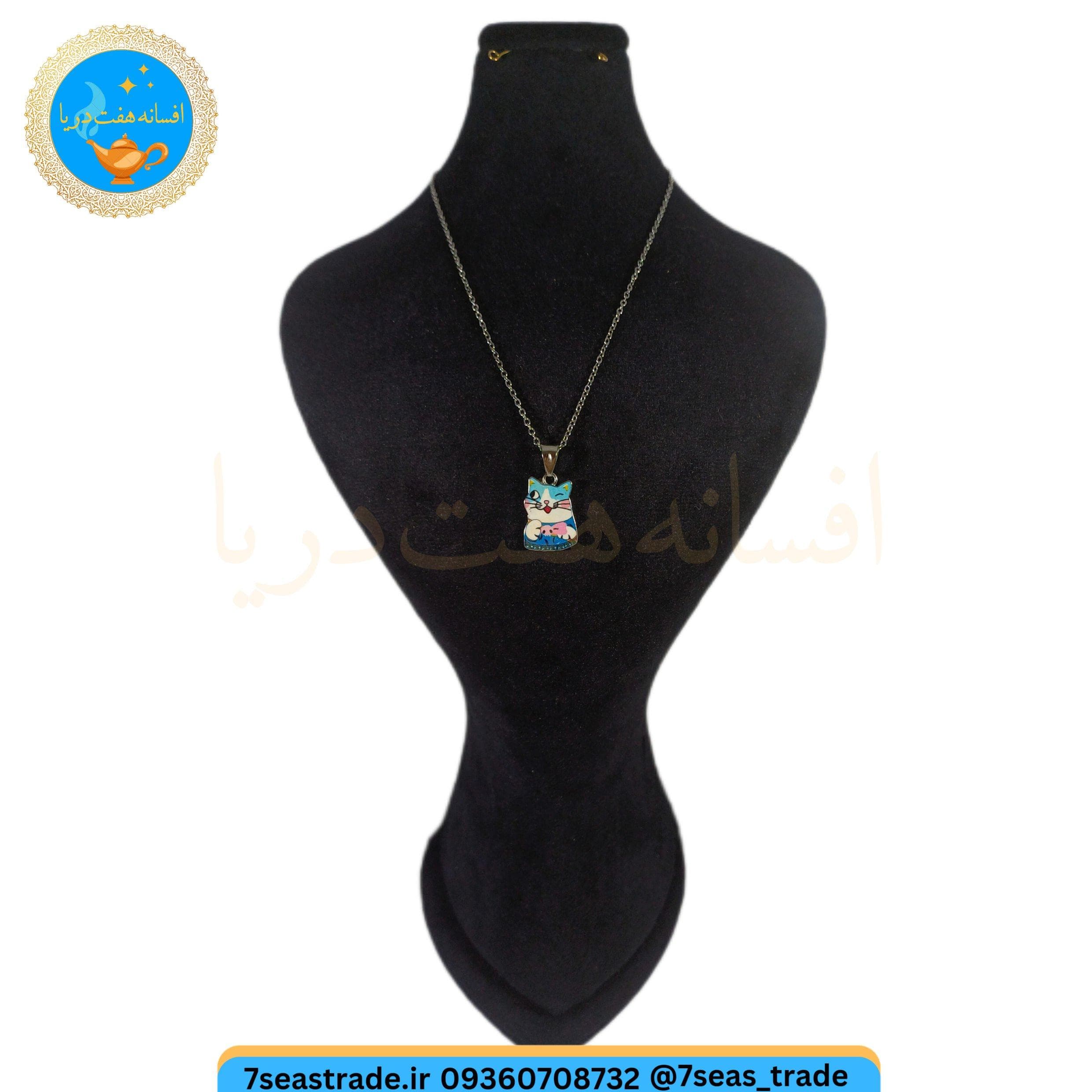 گردنبند فلزی نقره ای مدال استیل فلزی رنگی طرح گربه ملوس 6 — تصویر ۲