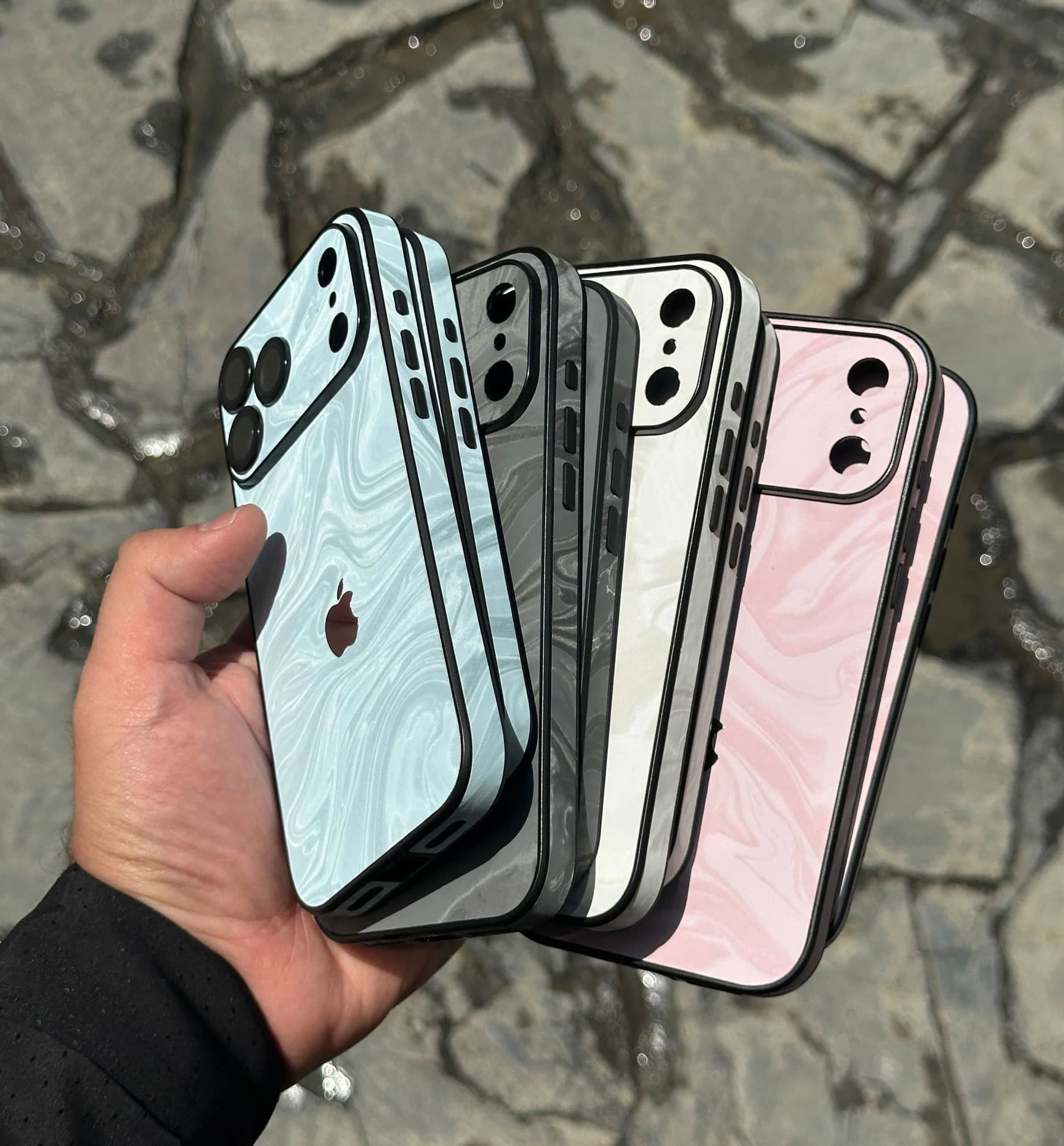 قاب موج مخملی پرو همراه با لوگو کد loop مناسب برای گوشی موبایل آیفون Apple iPhone 13 / 13 Pro / 13 Pro Max / 14 Pro Max / 15 Pro Max / 16 / 16 Pro / 16 Pro Max / 17 / 17 Pro / 17 Pro Max — تصویر ۳