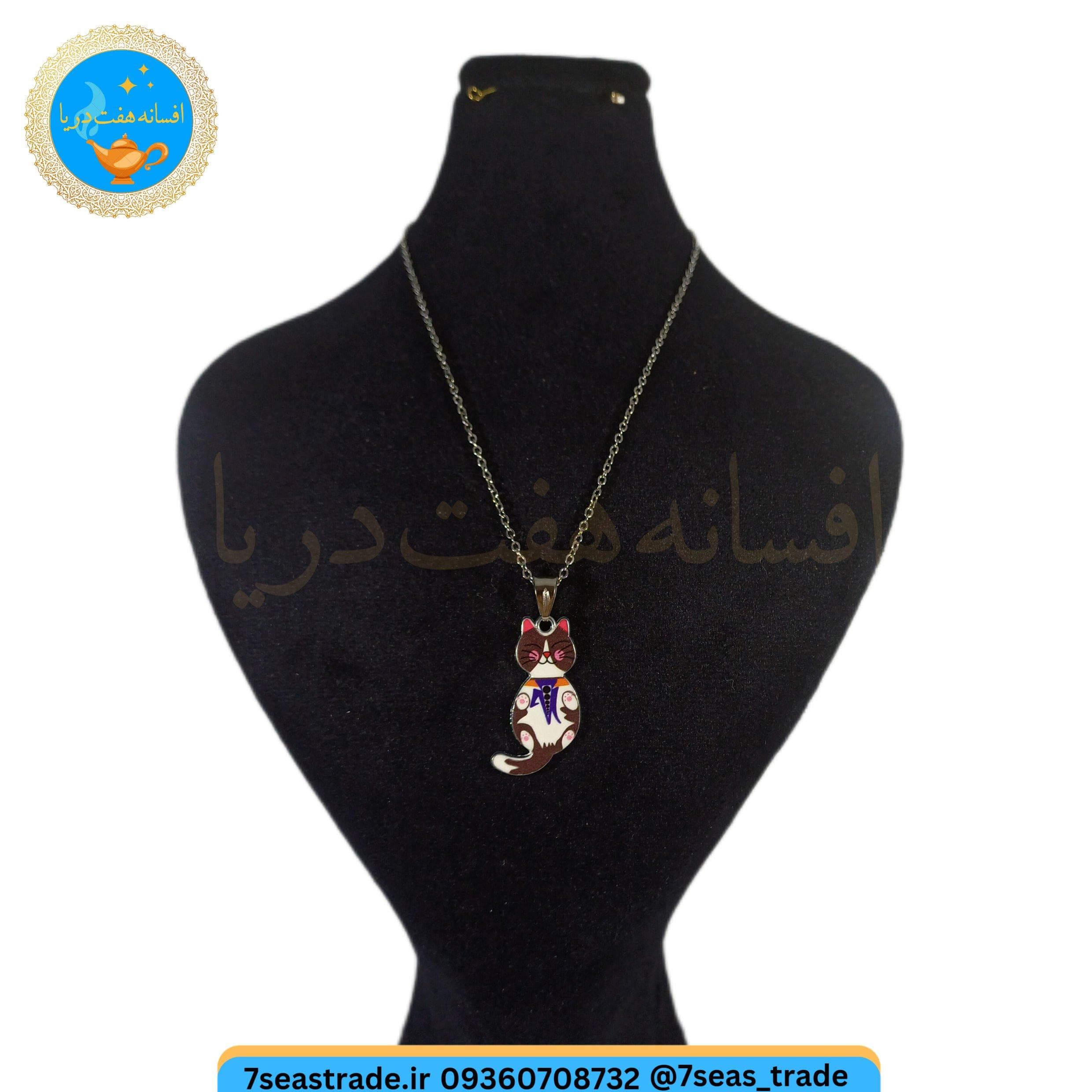 گردنبند فلزی نقره ای مدال استیل فلزی رنگی طرح گربه ملوس 4 — تصویر ۲