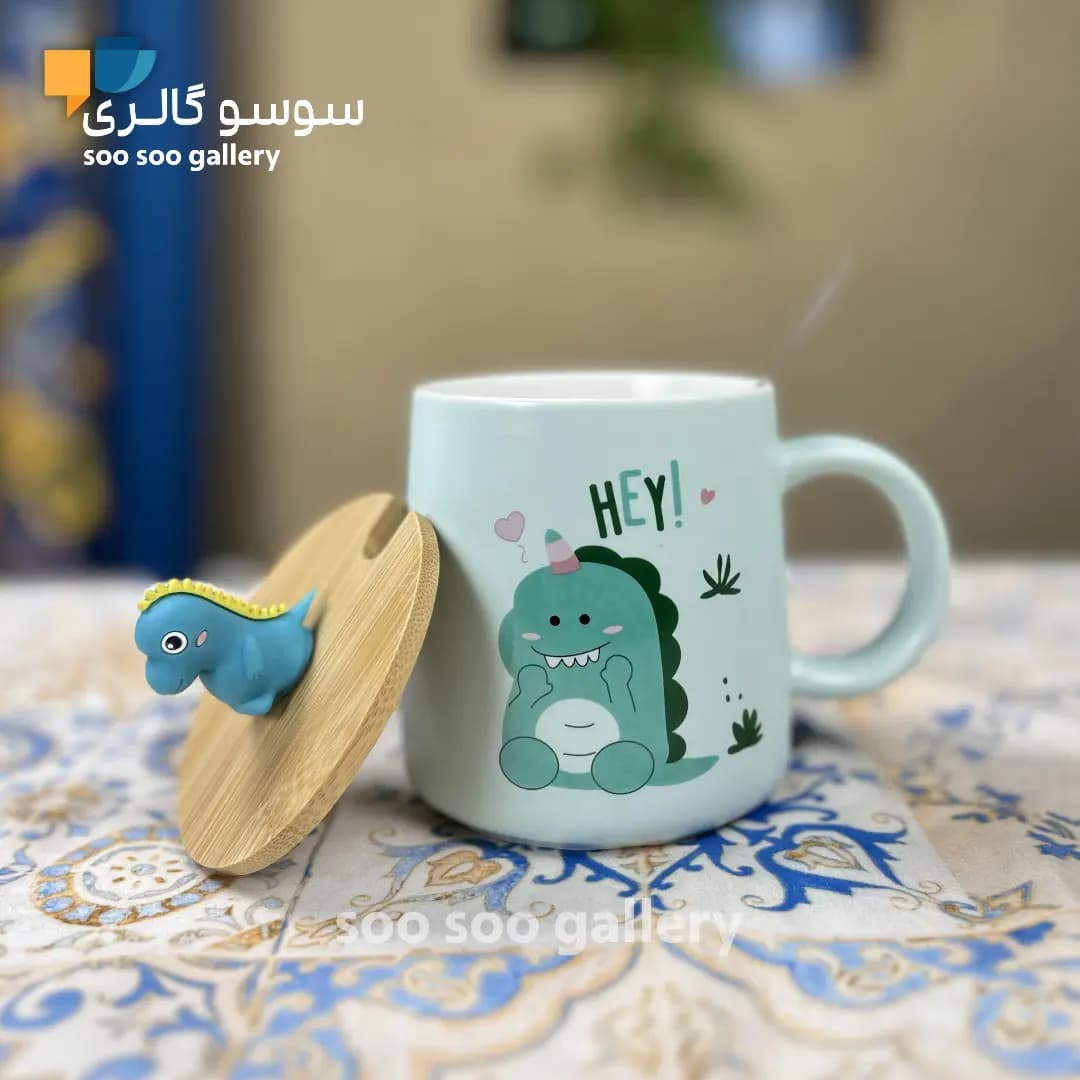 ماگ طرح دایناسور درب بامبو عروسکی قاشق دار — تصویر ۲