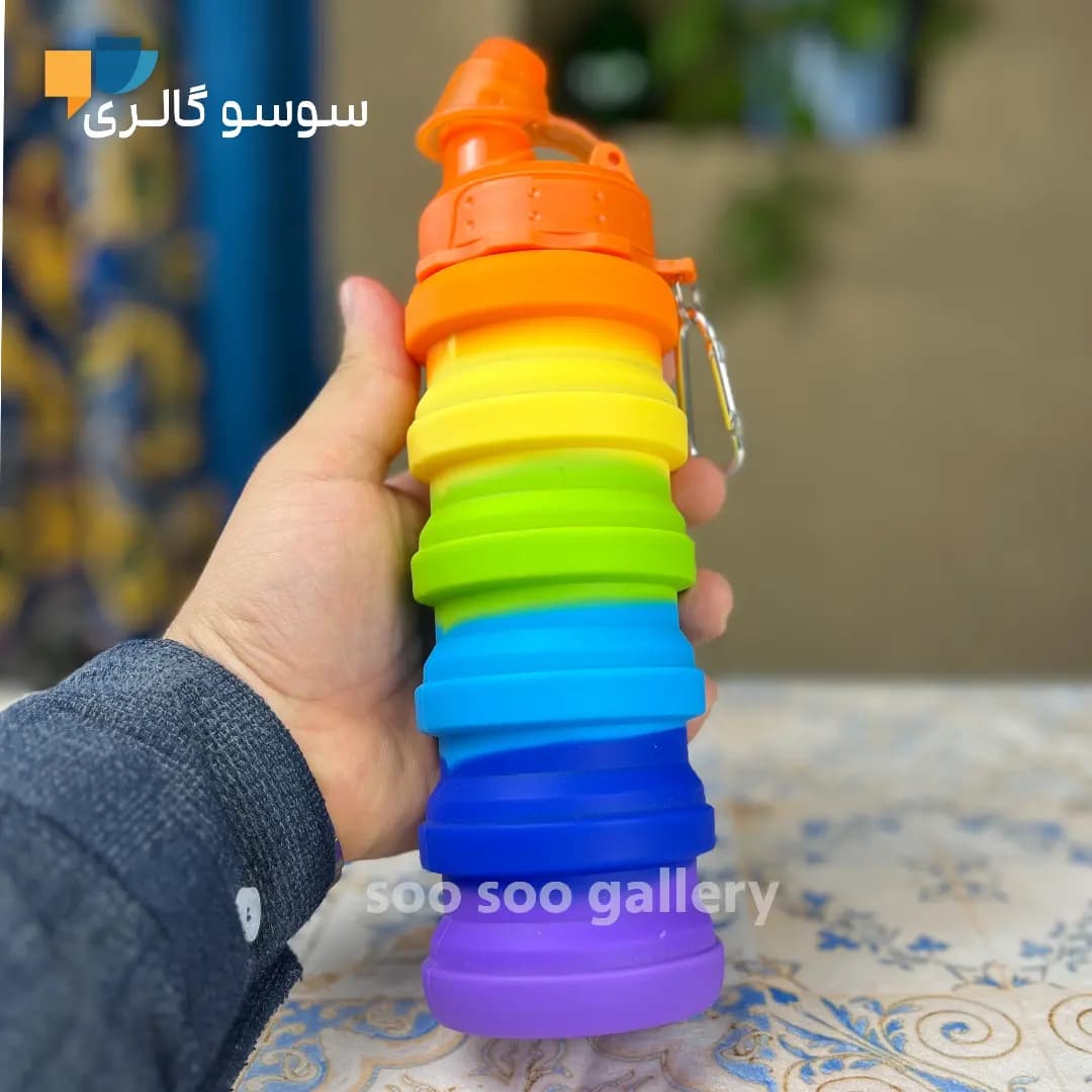 قمقمه تاشو سیلیکونی رنگین کمانی — تصویر ۵