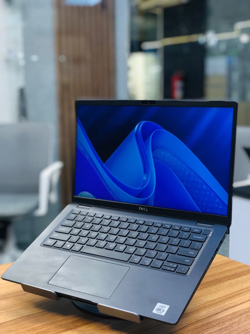لپ تاپ 14 اینچی دل Dell 7420-i5 gen10 / 8GB RAM / 256SSD — تصویر ۳