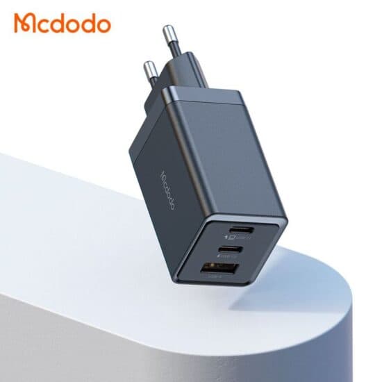 شارژر دیواری مینی 3 پورت 67 وات مک دودو MCDODO CH-1541 — تصویر ۲