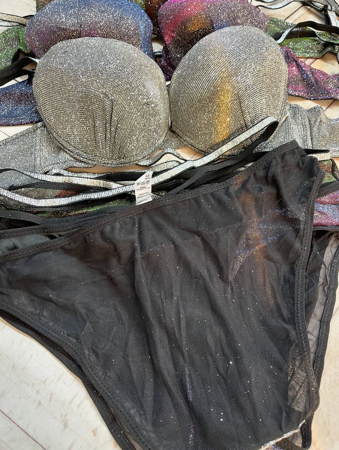 ست اسفنجی فانتزی لمه براق کد ۵۱۵۱ (بسته ۱۲ تایی) — تصویر ۲