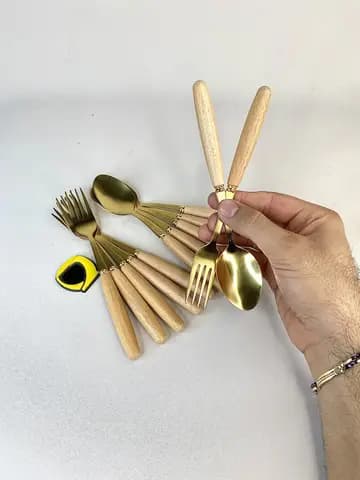 قاشق و چنگال دسته بامبو طلایی
