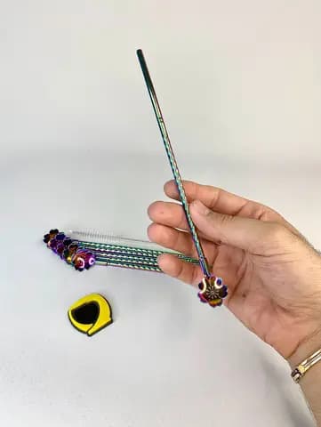 نی قاشقی هفت رنگ پیچی طرح گل شبدر