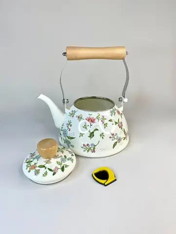 کتری لعابی مخروطی گلدار دسته چوب 1/5 لیتر — تصویر ۲