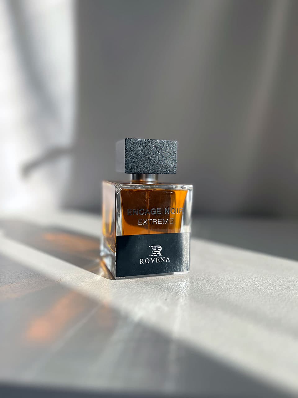ادکلن روونا کالکشن Lalique Encre Noire A L’Extreme حجم ۱۰۰ میلی‌لیتر