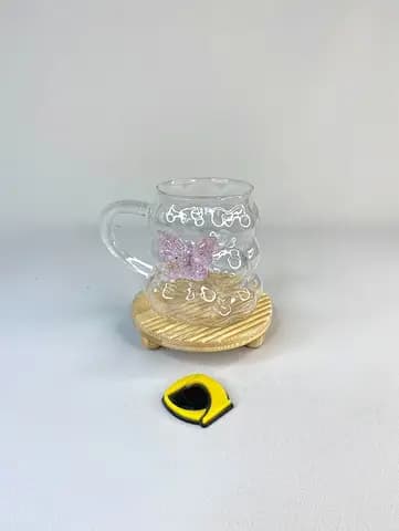 لیوان پیرکس حبابی دسته دار پروانه ای صورتی — تصویر ۲