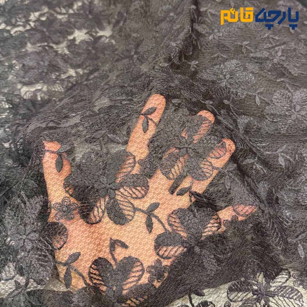 پارچه مجلسی دانتل ایتالیایی ظریف مشکی گلدارعرض ۱۴۰ کد8109 — تصویر ۲