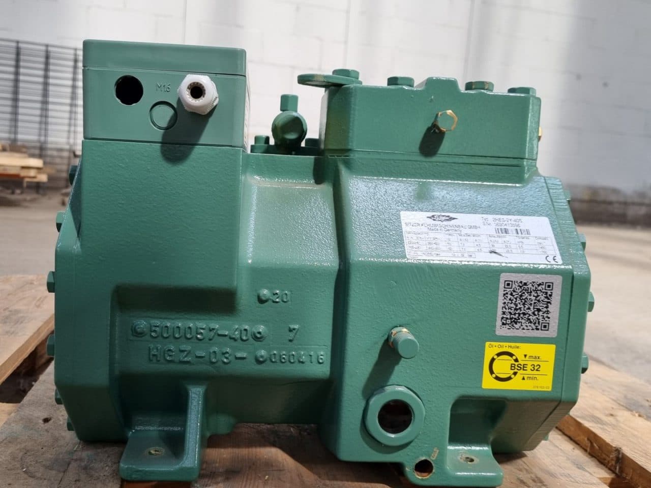 کمپرسور بیتزر3اسب مدل2DES-3-40S