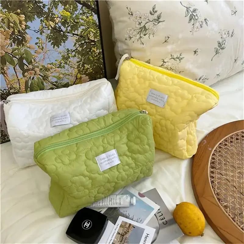 کیف آرایش ابری — تصویر ۶