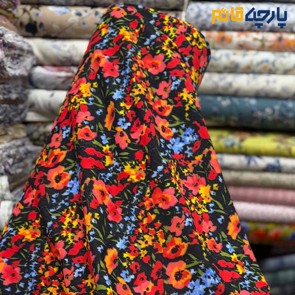 پارچه بهاره و تابستانه لینن طرحدار کره ای زمینه مشکی گل رنگی شاد کد ۷۱۸۱
