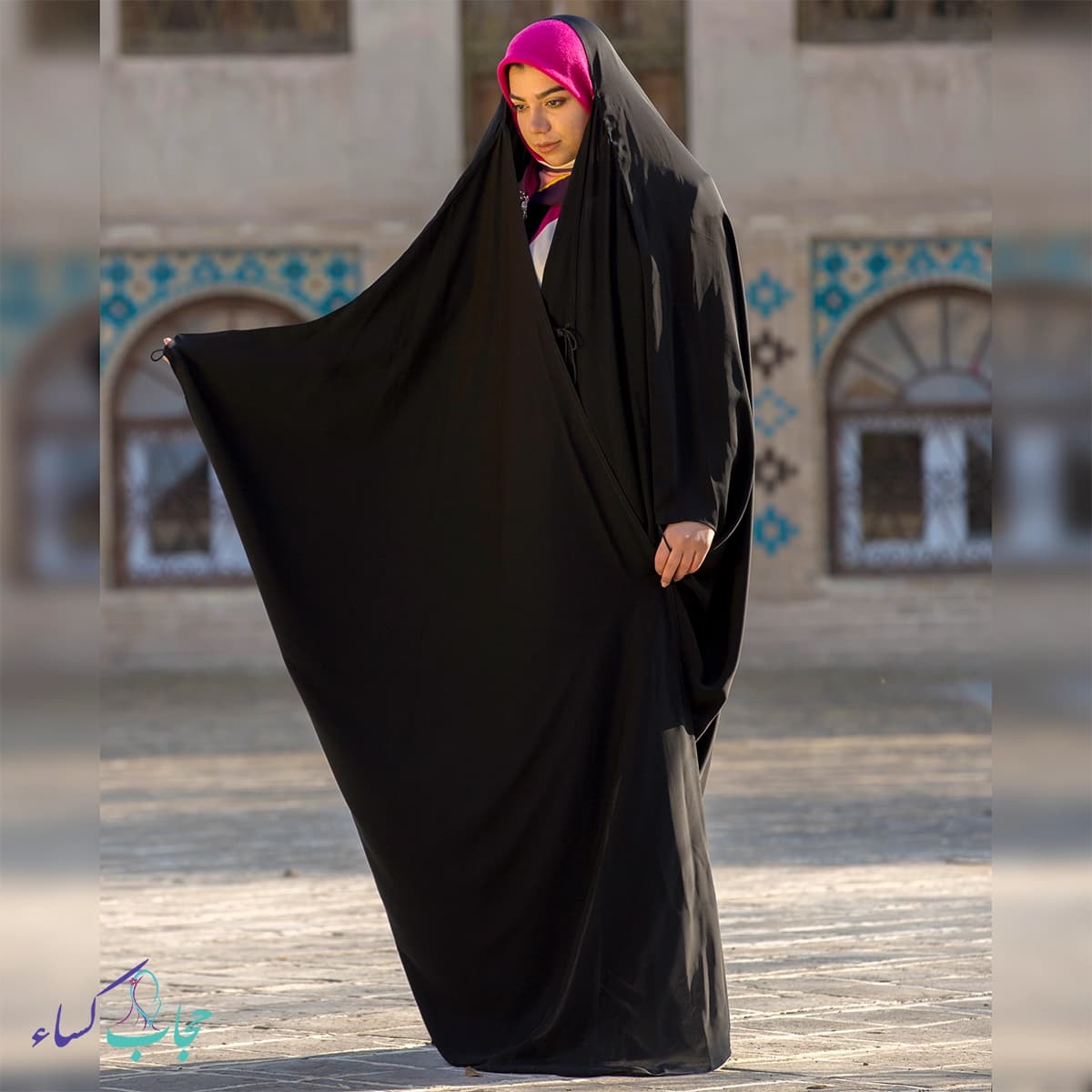 چادر عبایی ساده مدل جده جنس ندا قطری — تصویر ۴