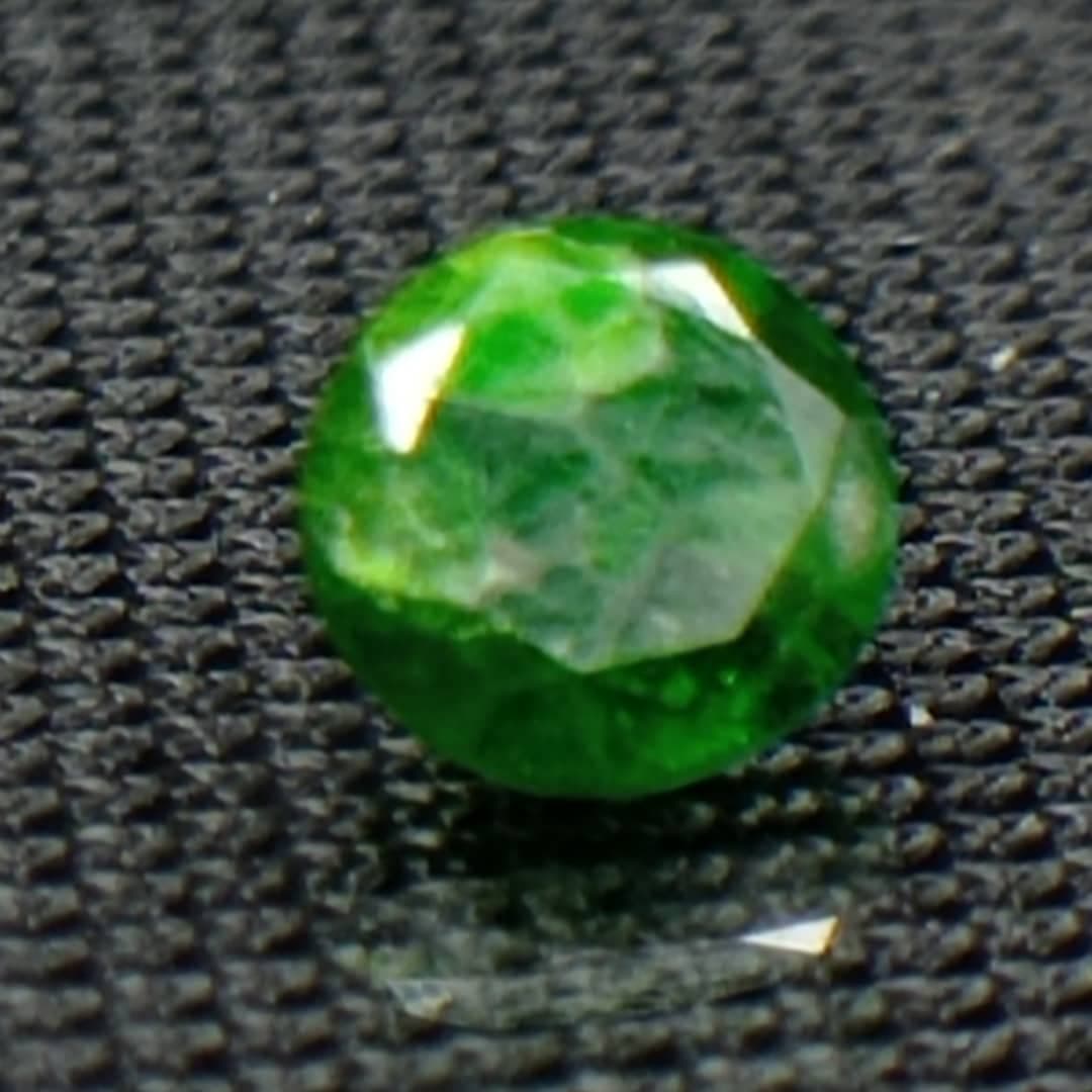جواهر دمانتوئید d18