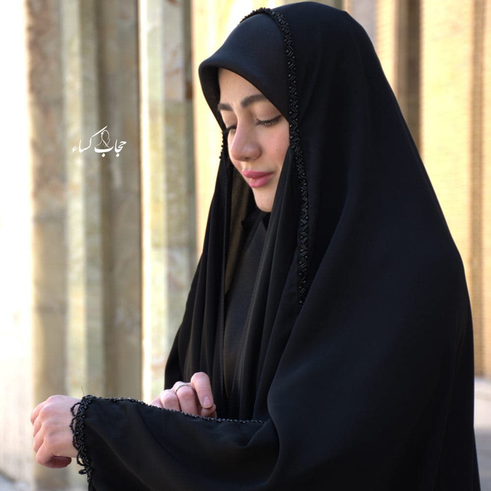 چادر عبایی جواهر دوزی خطی ندا قطری — تصویر ۴