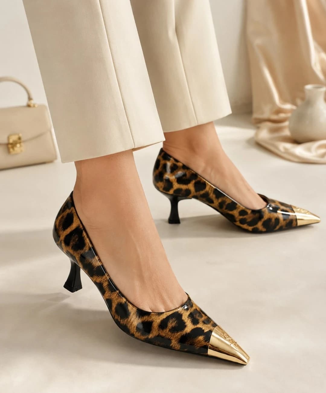 کفش مجلسی یراق ysl پاشنه 6 سانت مدل تایگر |کد:9092