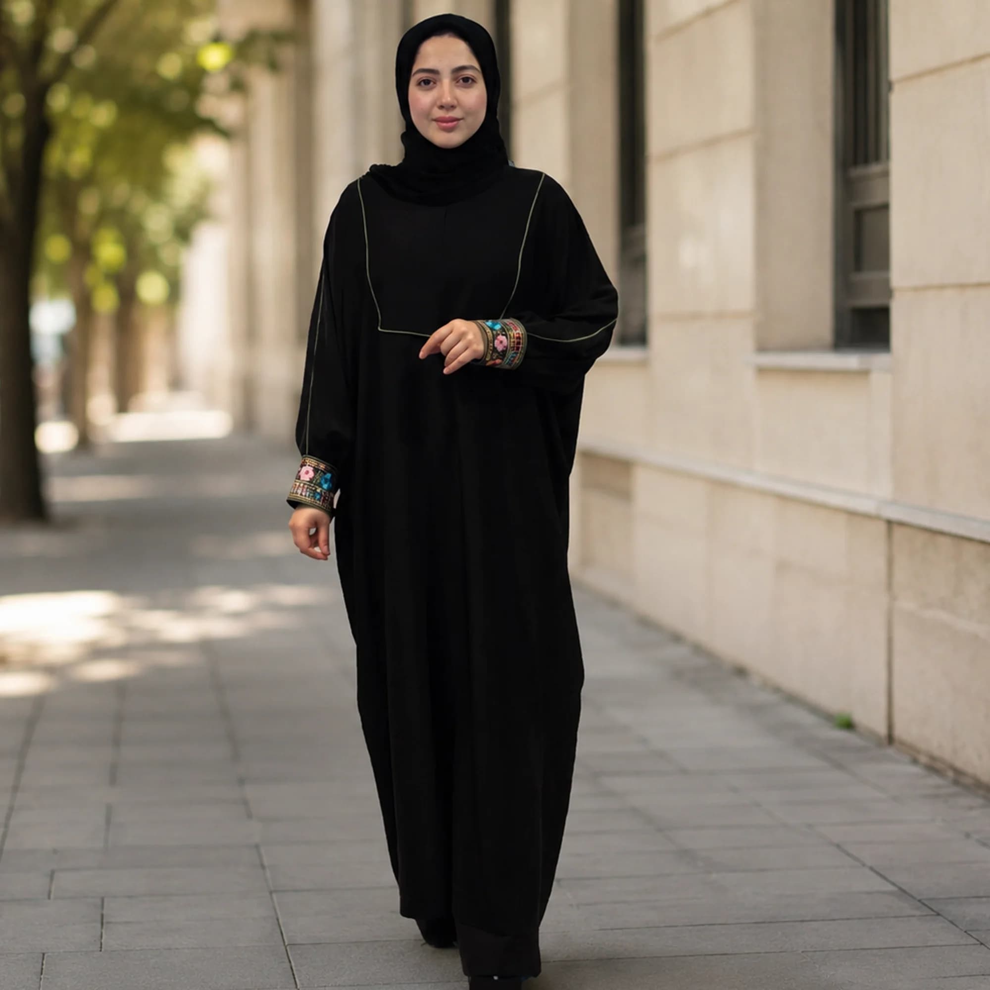 مانتو عبایی مدل آیناز — تصویر ۲
