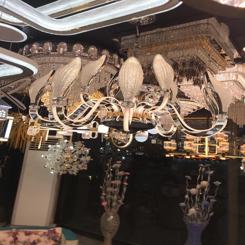 پرنورترین و جدیدترین لوستر طرح قو وارداتی مناسب پذیرایی و نشیمن و آشپزخانه و خواب با وزن سبک — تصویر ۶