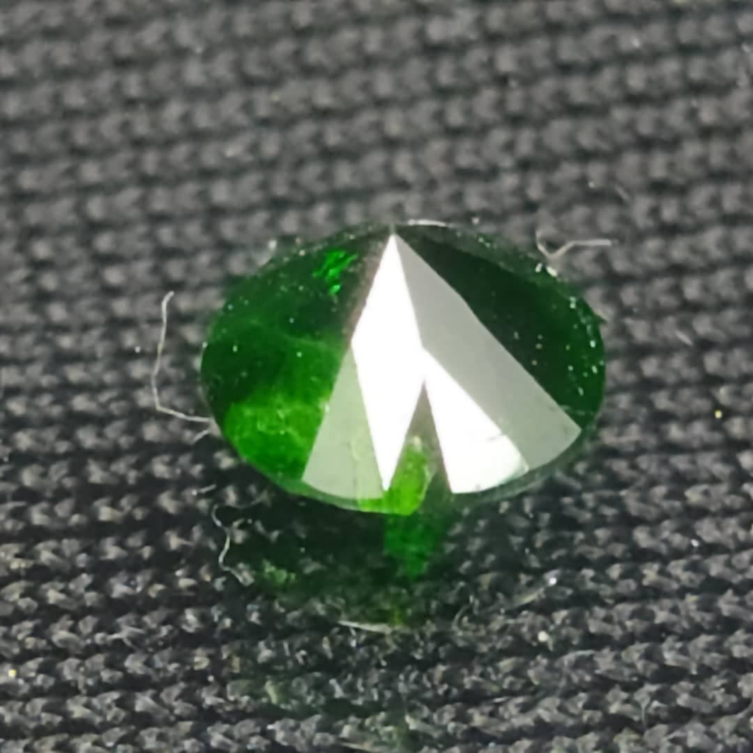 جواهر دمانتوئید D5 — تصویر ۳