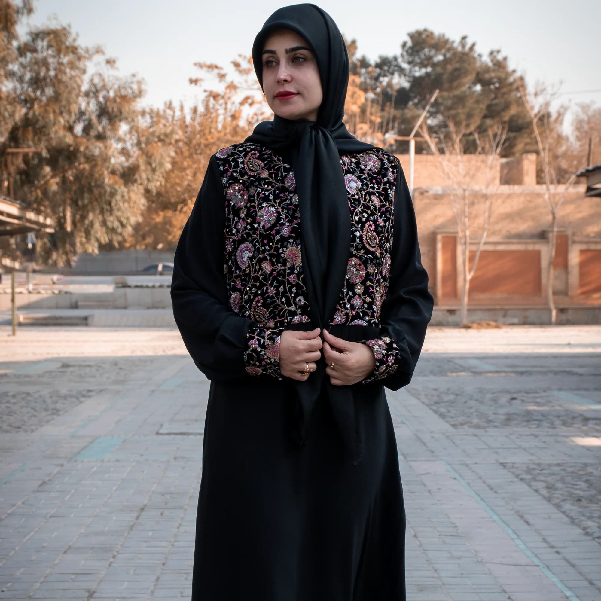 مانتو عبایی ارکیده الیزه — تصویر ۳