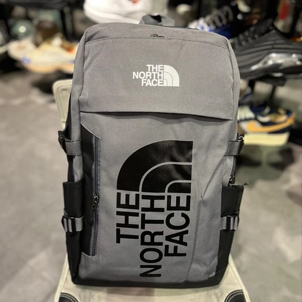 کوله پشتی the north face