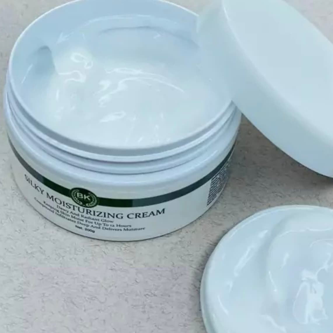 کرم رطوبترسان ابریشمی بست کلین (Best Klin) — تصویر ۲