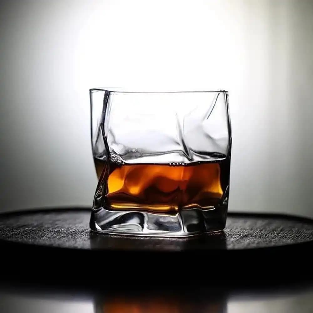 نیم لیوان دفرمه کریستالین Deli Glass | پک ۶ عددی ۳۰۰ سی‌سی کد 383 — تصویر ۷