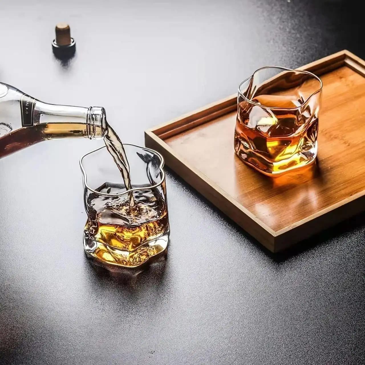 نیم لیوان دفرمه کریستالین Deli Glass | پک ۶ عددی ۳۰۰ سی‌سی کد 383 — تصویر ۸