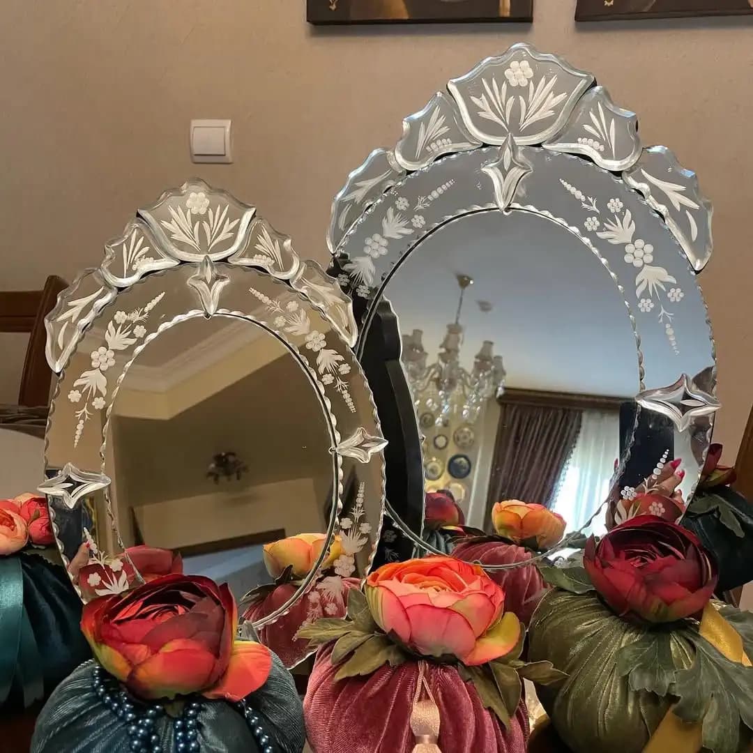 آینه ونیزی سلطنتی بیضی | آینه لوکس رومیزی کد 322 — تصویر ۴