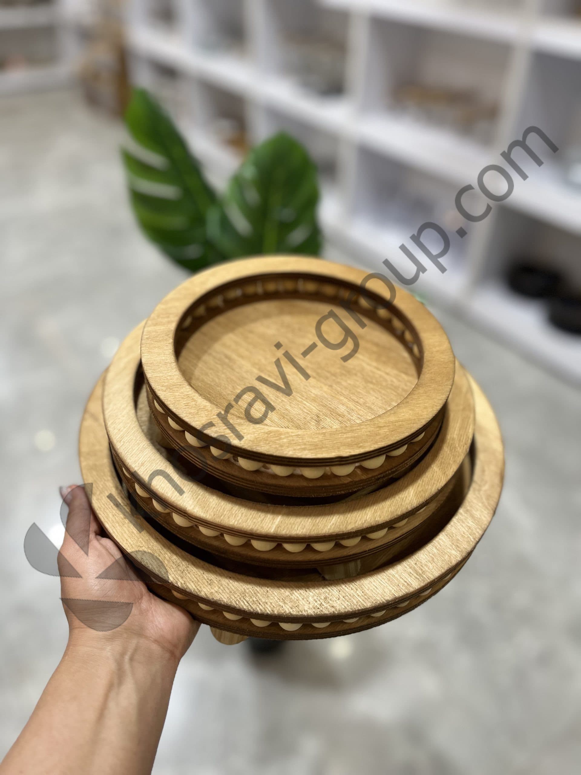 رایزر مهره دار گرد