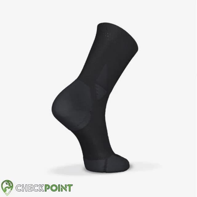 جوراب رانینگ ساق بلند مشکی تک جفت R900 KIPRUN STRAP MAINTIEN — تصویر ۴