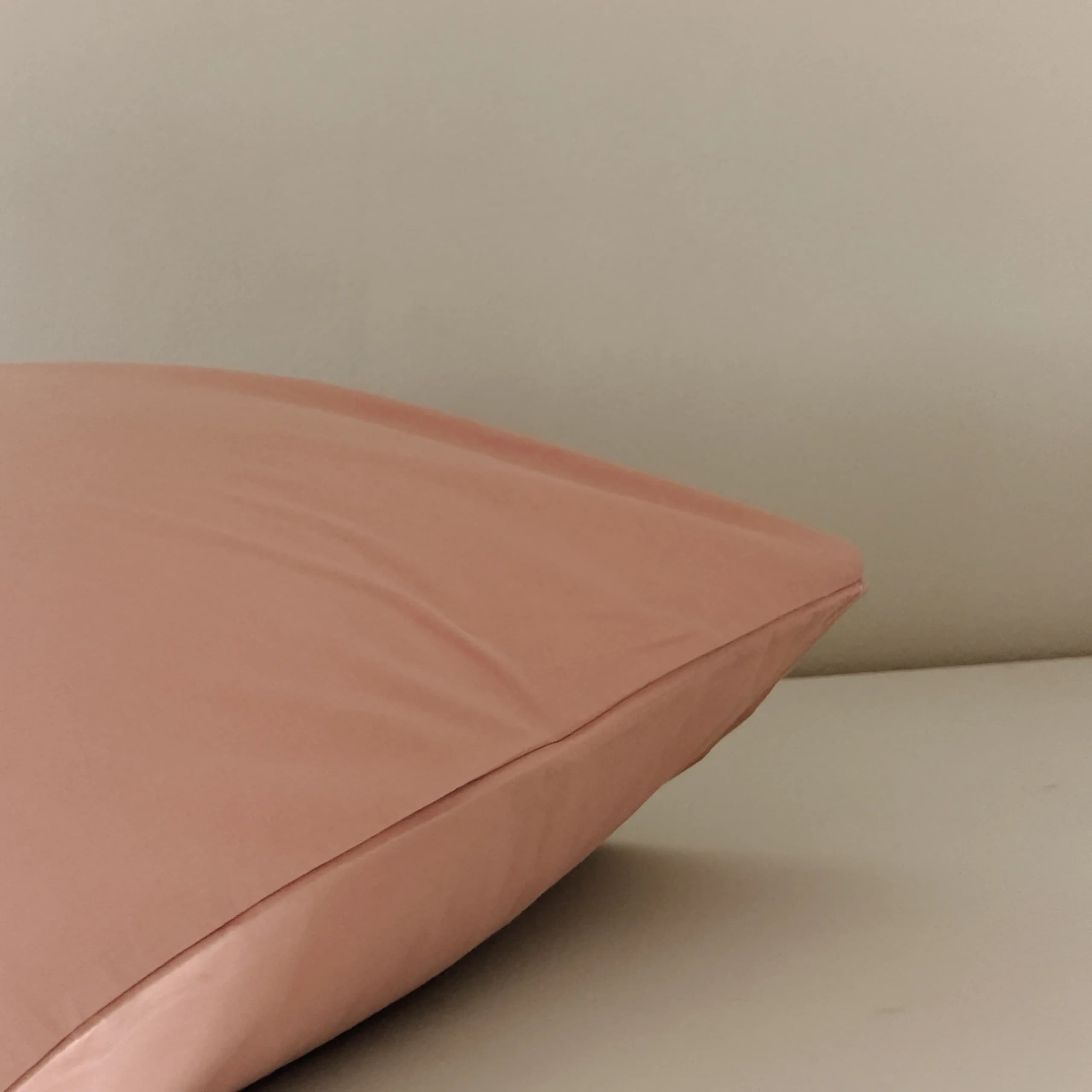 روبالشی بیسیک کارن بژ تیره برند Nest — تصویر ۴