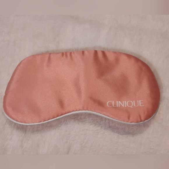 چشم بند ساتن صورتی کلینیک Clinique Plush Pink Satin Eye Mask