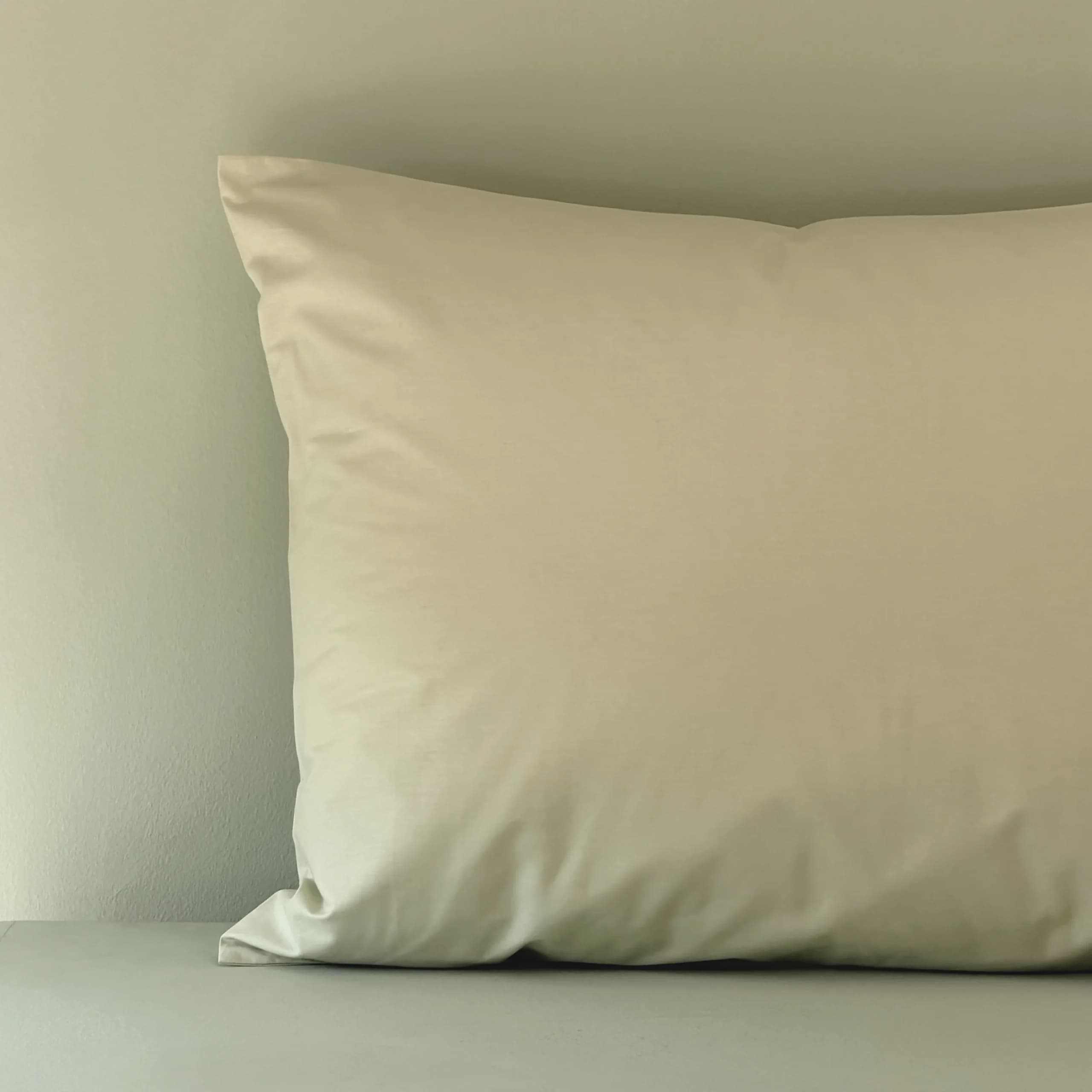 روبالشی بیسیک کارن سبز روشن برند Nest — تصویر ۳