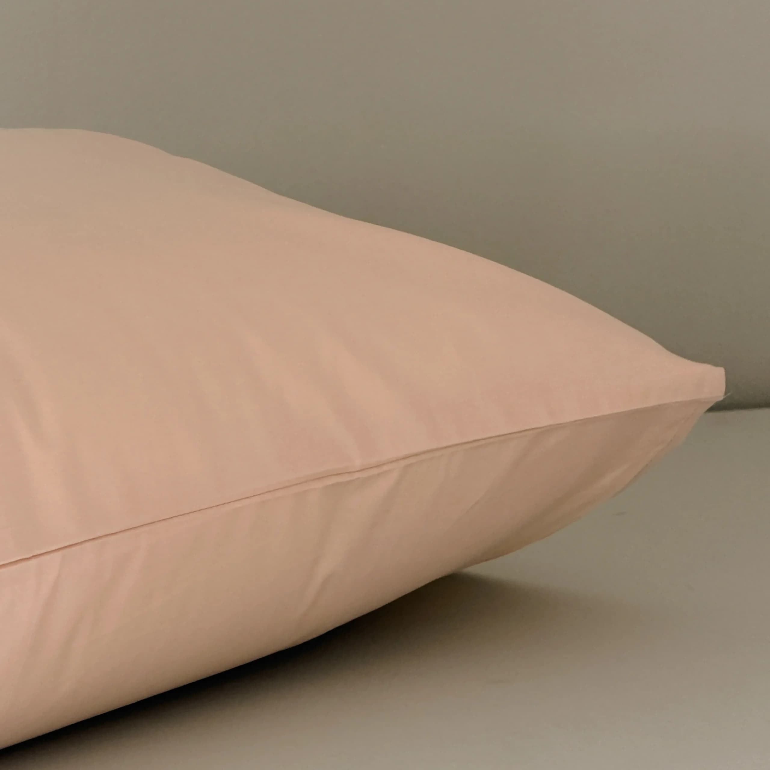 روبالشی بیسیک کارن بژ برند Nest — تصویر ۴