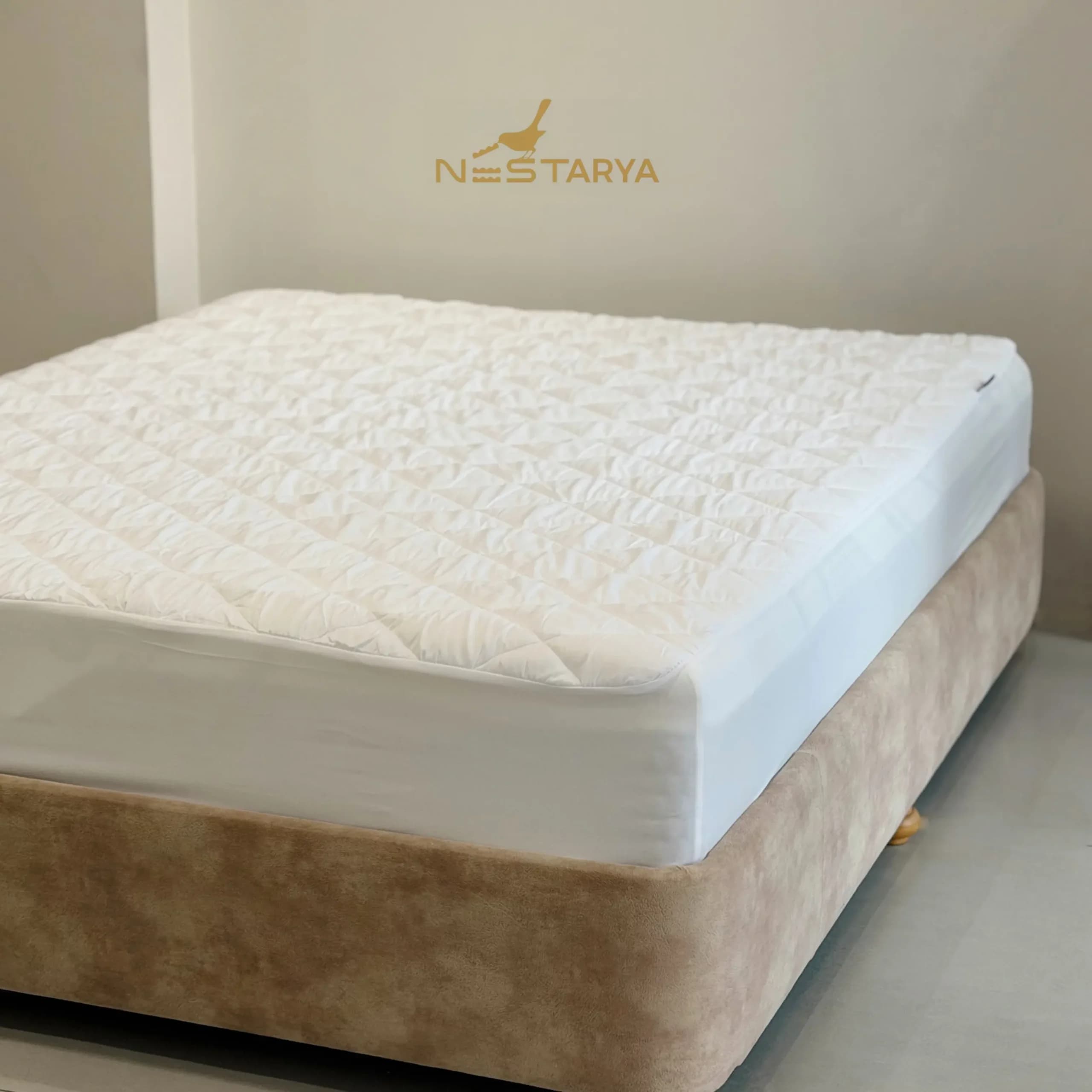 محافظ تشک Quilted Maya برند Othello