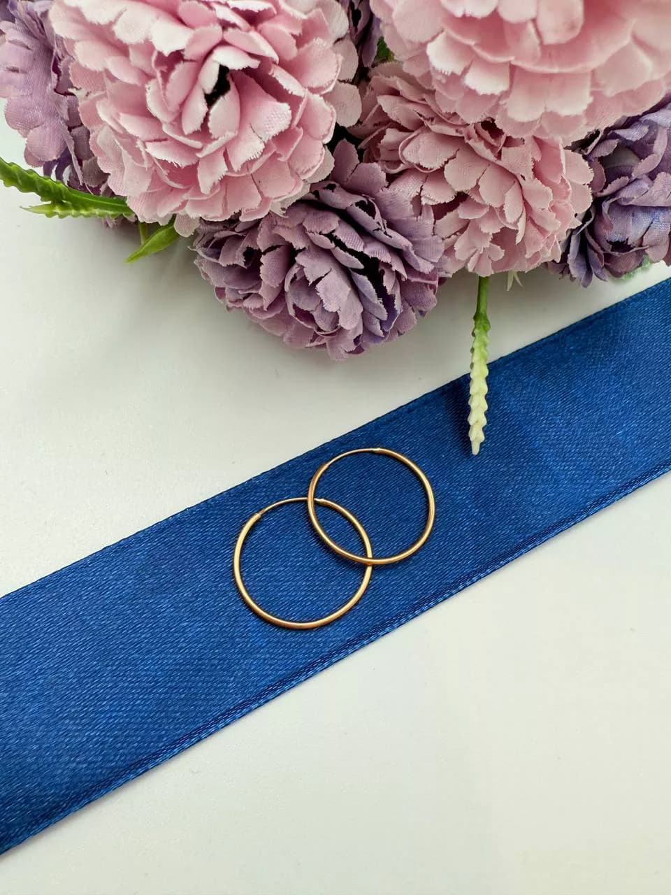 گوشواره حلقه ای ساده متوسط — تصویر ۲