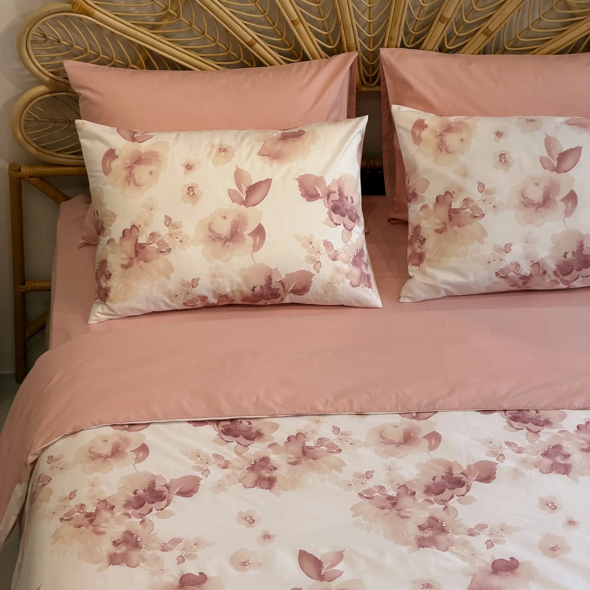 سرویس ملحفه Rosali دونفره کینگ سایز برند Nest — تصویر ۳