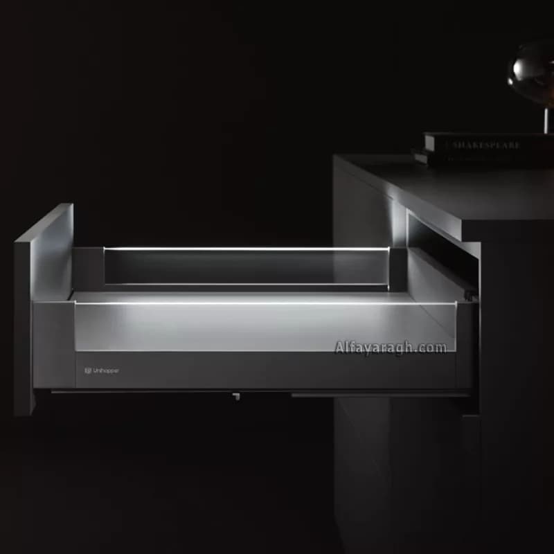ریل مجیک باکس کوتاه با بدنه شیشه LED یونی هوپر مدل DBF.A — تصویر ۴