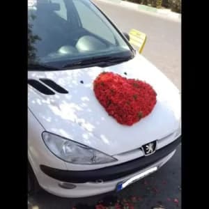 گل آرایی ماشین عروس با گل رز کد 79