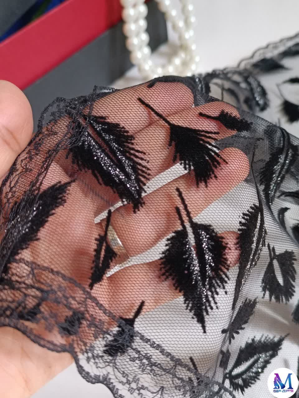مینی اسکارف تور مشکی با طرح مخمل — تصویر ۲