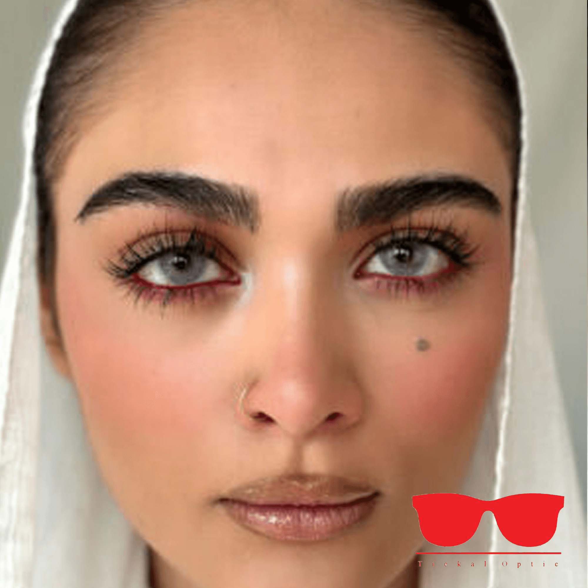 لنز طبی رنگی فصلی و سالیانه یونیک Unique — تصویر ۷