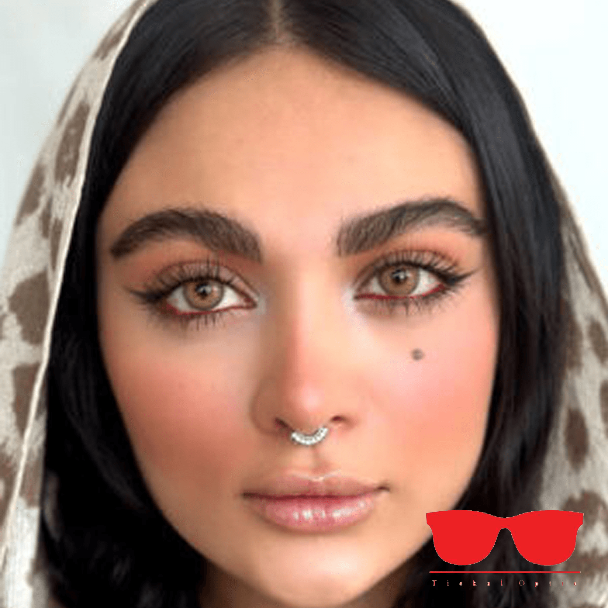 لنز طبی رنگی فصلی و سالیانه یونیک Unique — تصویر ۳