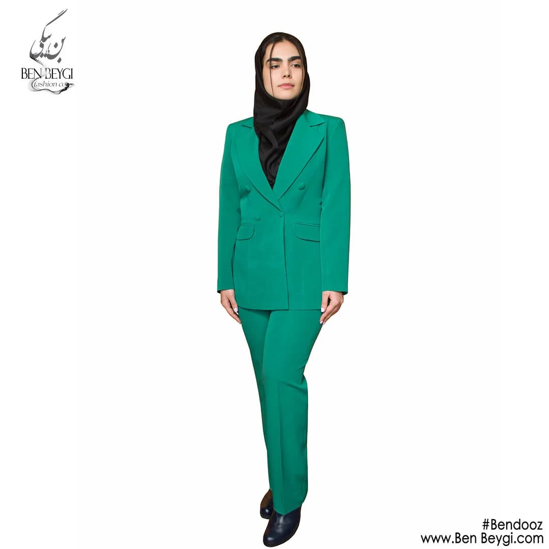 مانتو شلوار اداری سبز یقه انگلیسی قد 85 پارچه کرپ کد 23065 — تصویر ۴