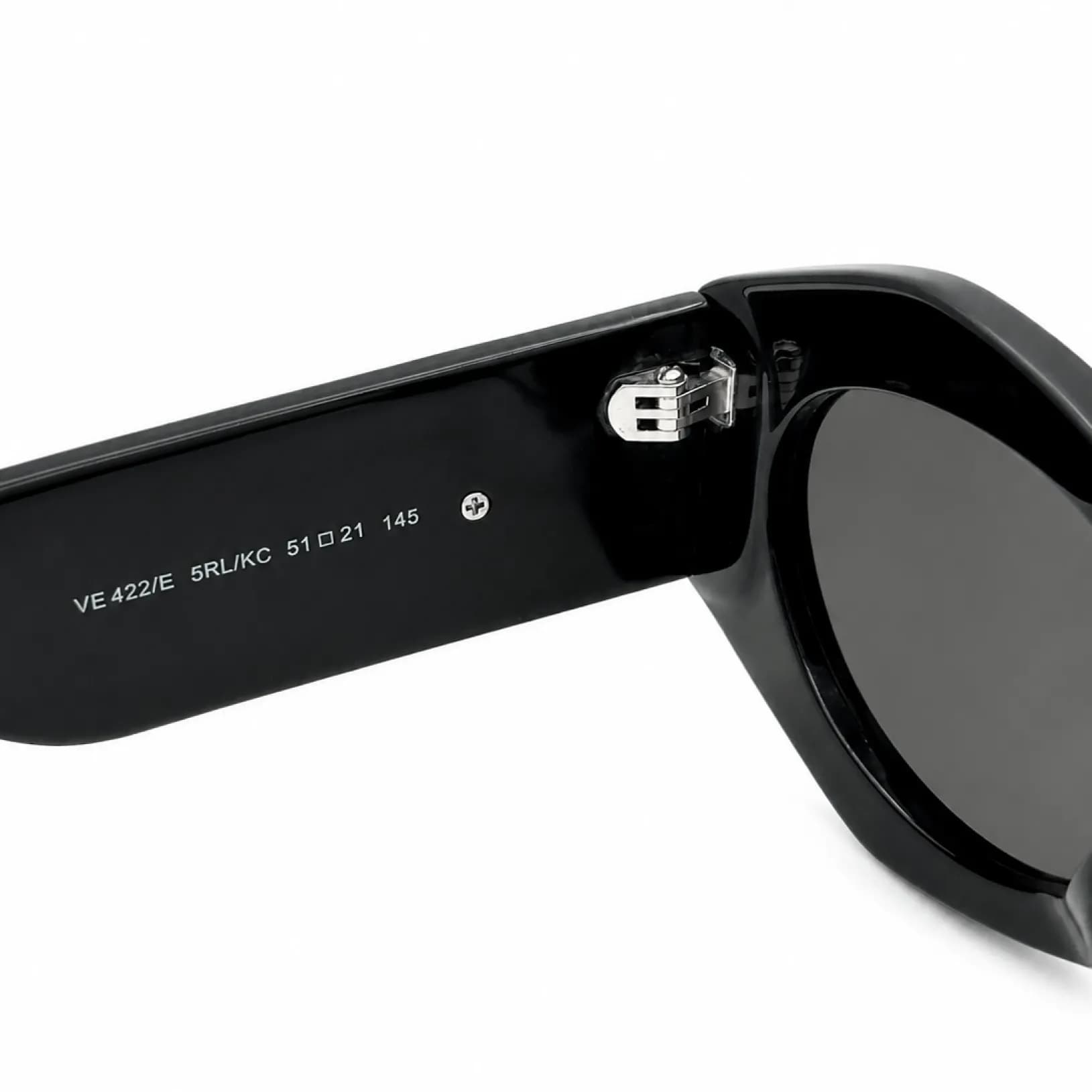 عینک آفتابی اصل برند ورساچ Versace مدل GIANNI VE 422/E — تصویر ۳
